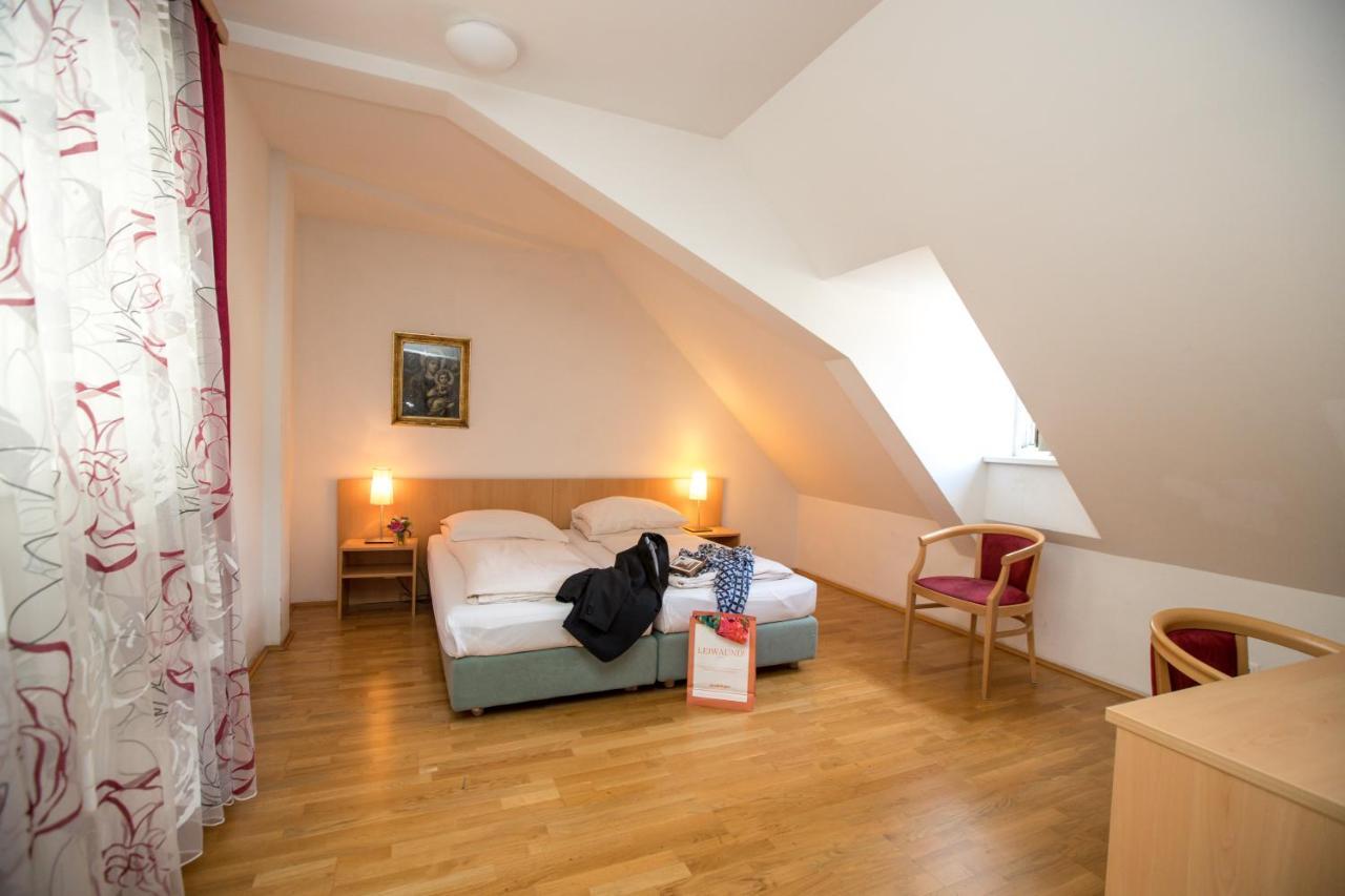 Gaestehaus Deutscher Orden Wien Exteriör bild
